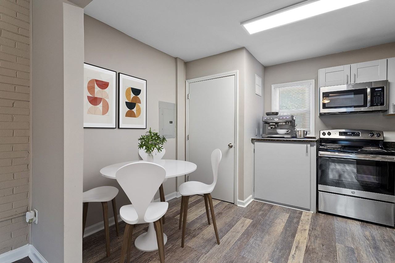 Wynwood Place Estates - Photo 7 of 11