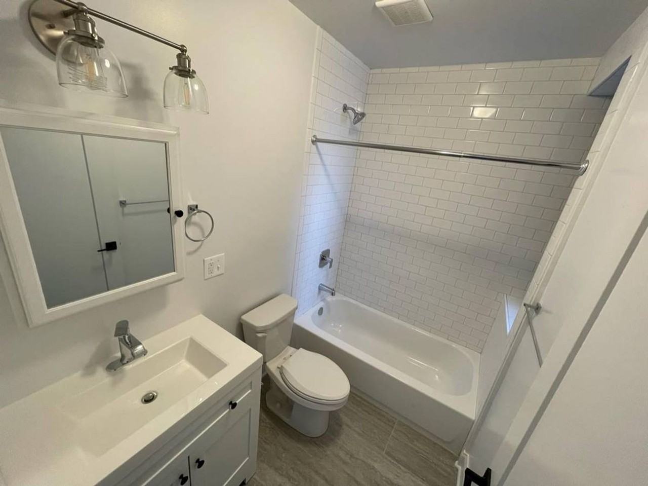 3409 Fullerton LLC - Photo 5 of 7