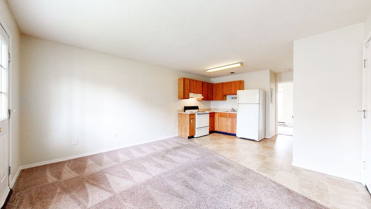 106 W Shelbourne - Photo 2 of 5