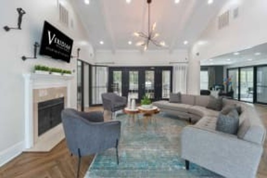 Parktown Living 3 of 4