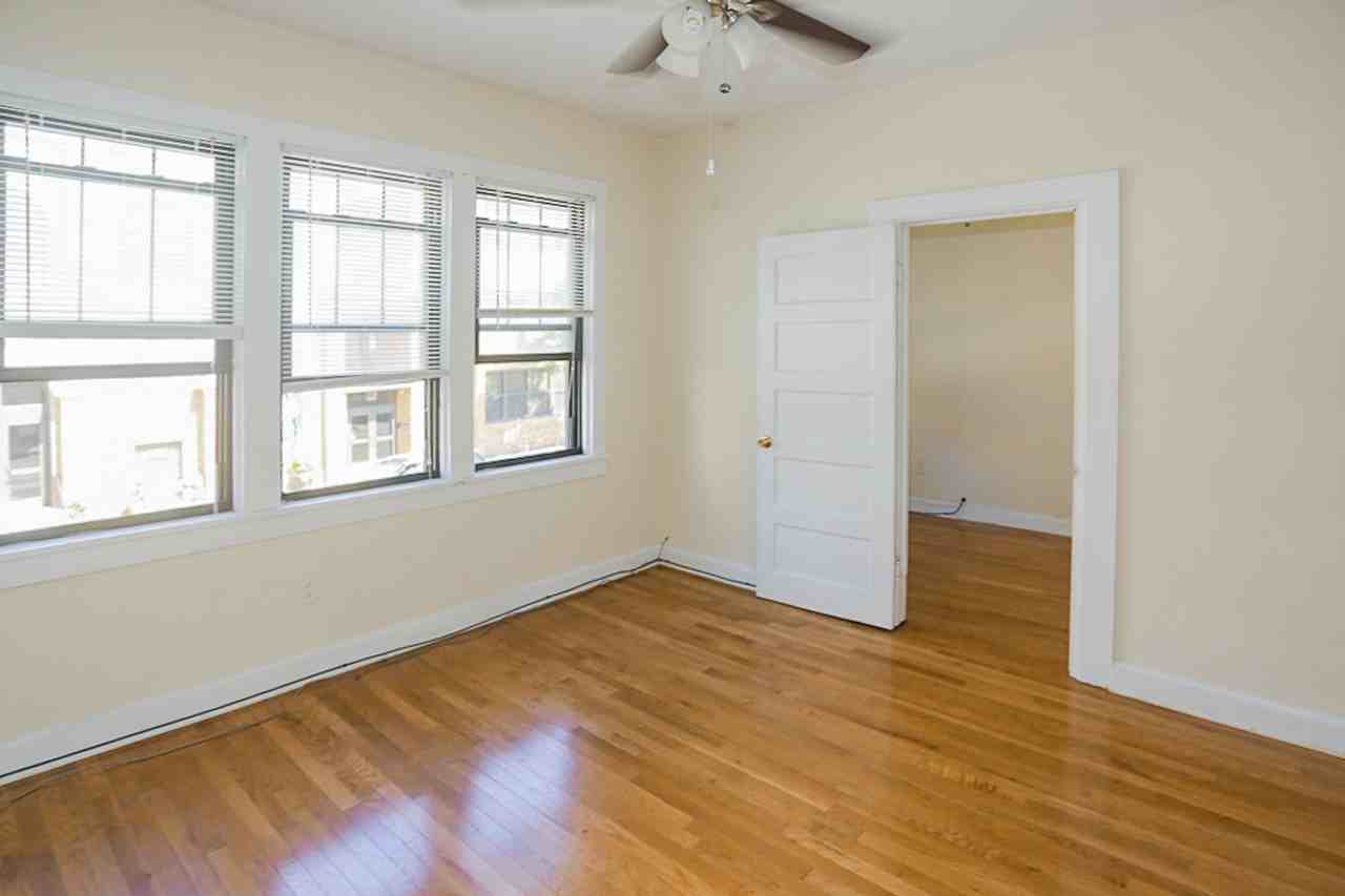 2254 N. Southport - Photo 6 of 8