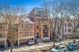 featured image of 2847 N Southport Ave