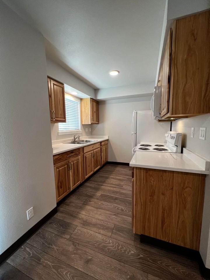 JJL-158 - Photo 3 of 16