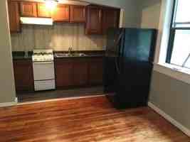 featured image of 321 Bates Ave