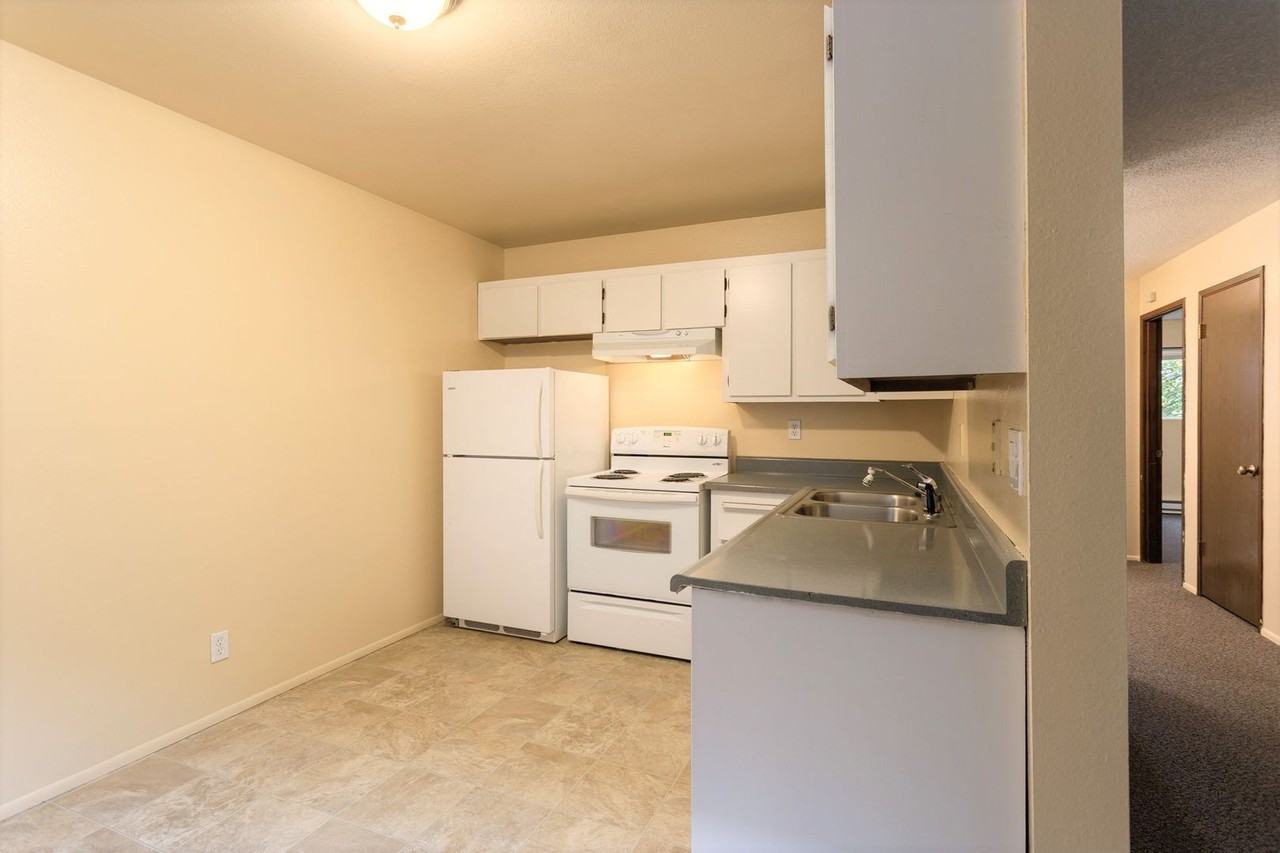 Parkhill Suites - Photo 3 of 16