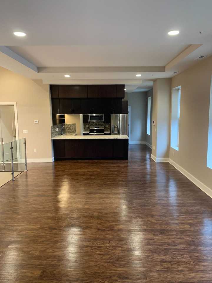 Empire Syracuse - Photo 2 of 22