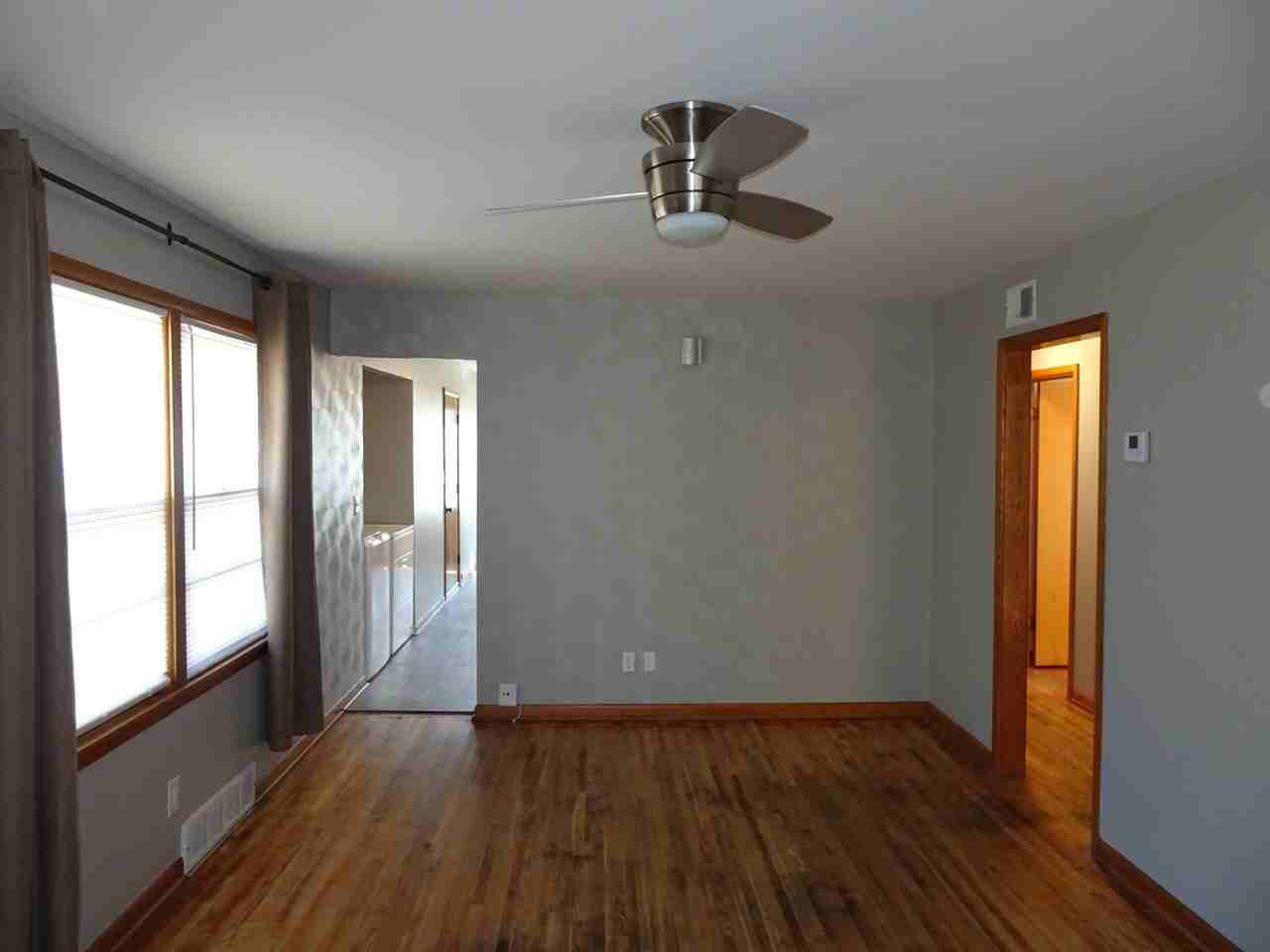 1208 N Lakeview Dr #NA - Photo 5 of 11