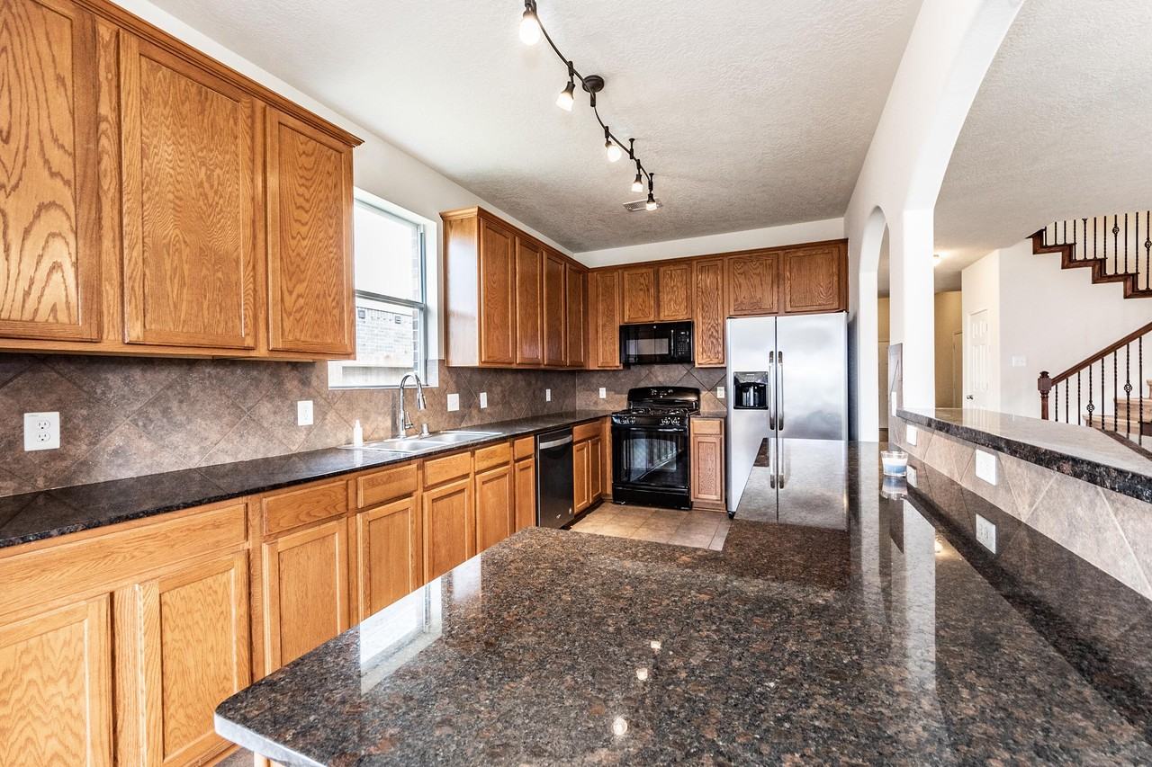 913 Boxelder Pointe #NA - Photo 2 of 50