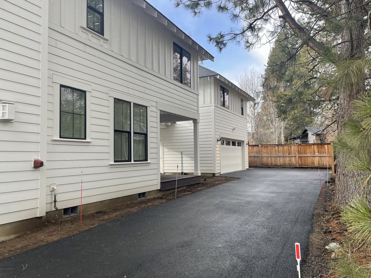 1757 Nw Steidl Rd #NA - Photo 4 of 37