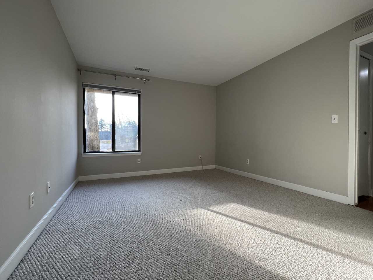 225 Briarcrest Dr #202 - Photo 6 of 15