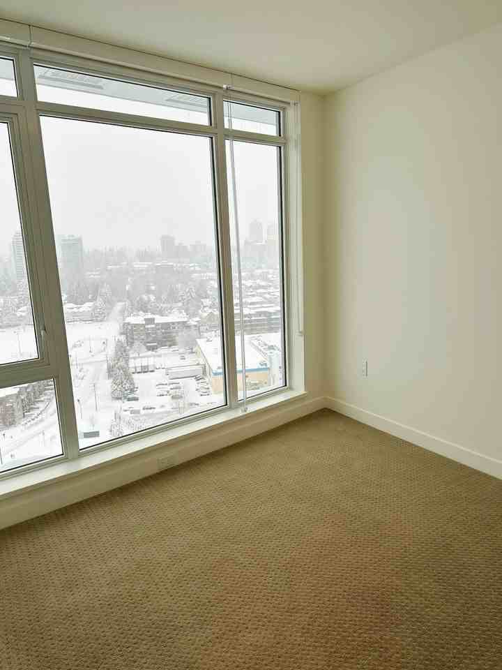 7702 18th St - Photo 3 of 11