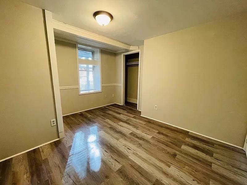 413 Heathcliff Street - Photo 4 of 14