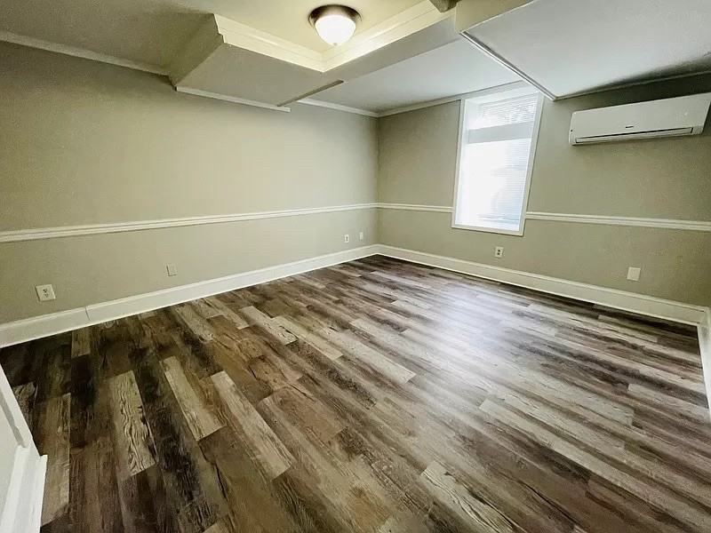 413 Heathcliff Street - Photo 7 of 14