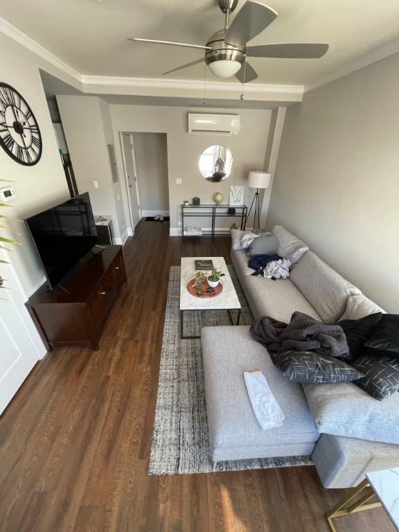 817 W Lakeside Pl #701 - Photo 3 of 19