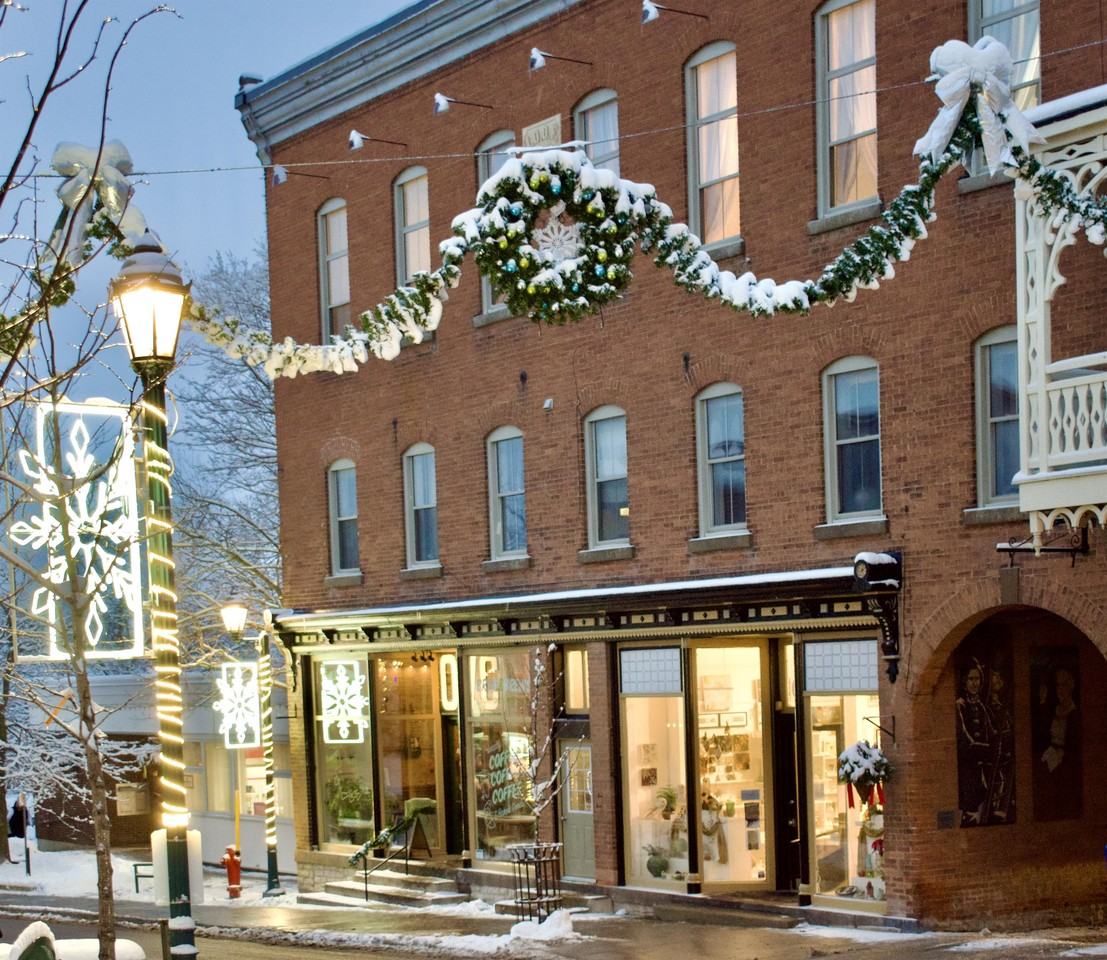 73 Mill Street - 4 #4 - Photo 3 of 7