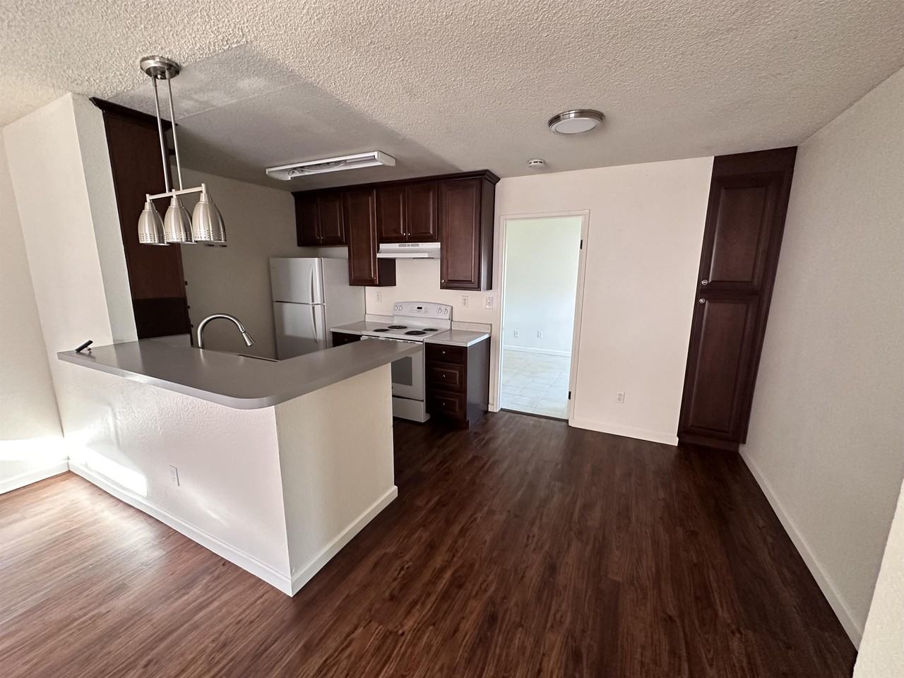 4144 48th St #6 - Photo 2 of 13