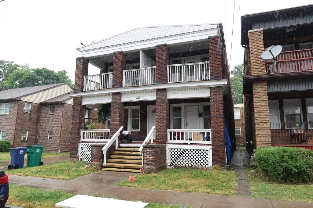 1158 Ontario Ave Apt 3 - Photo 3 of 16