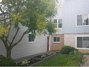 319 Parkside Drive - Photo 2 of 13
