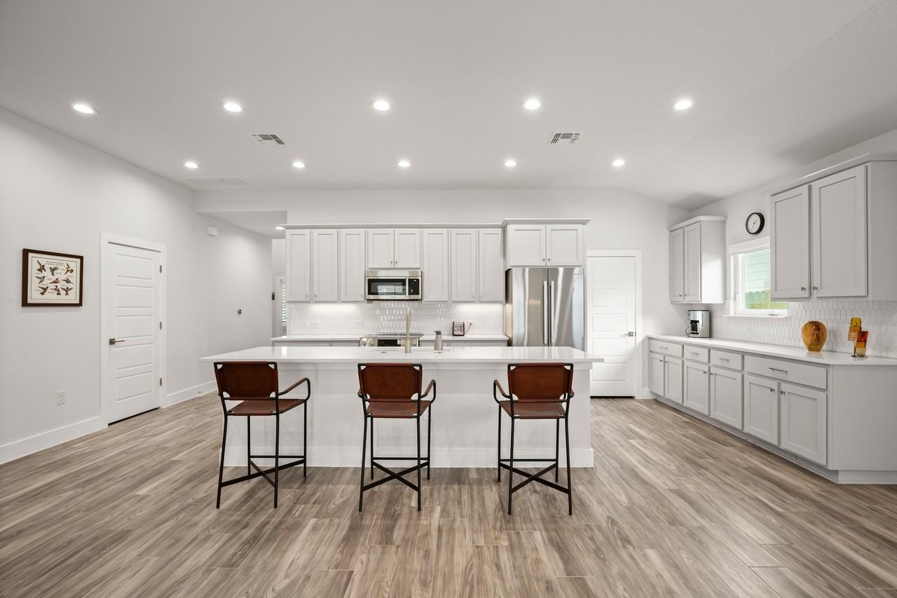 9825 Evening Canopy Dr - Photo 3 of 42