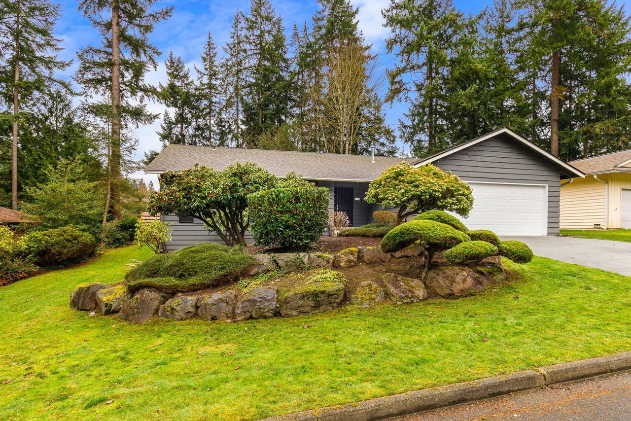 12517 Ne 138th Pl - Photo 2 of 26