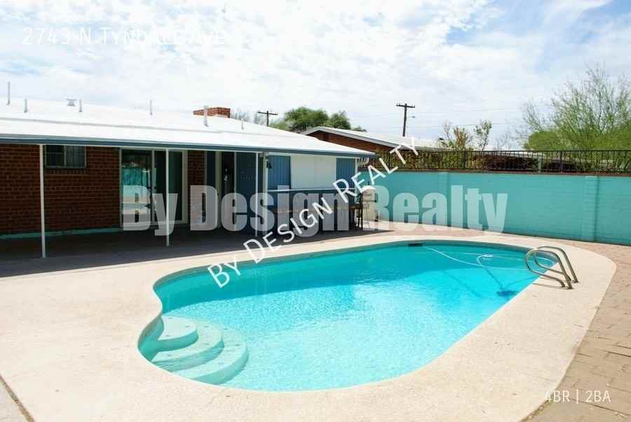 2743 N Tyndall Ave - Photo 2 of 32