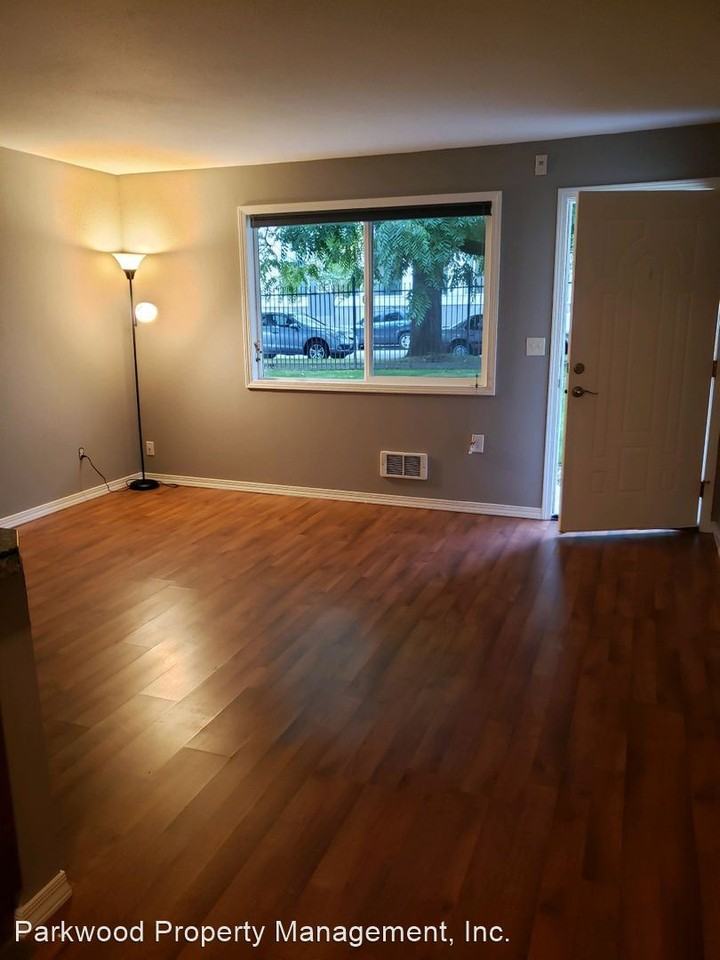 1524 S. "J" St - Photo 3 of 13