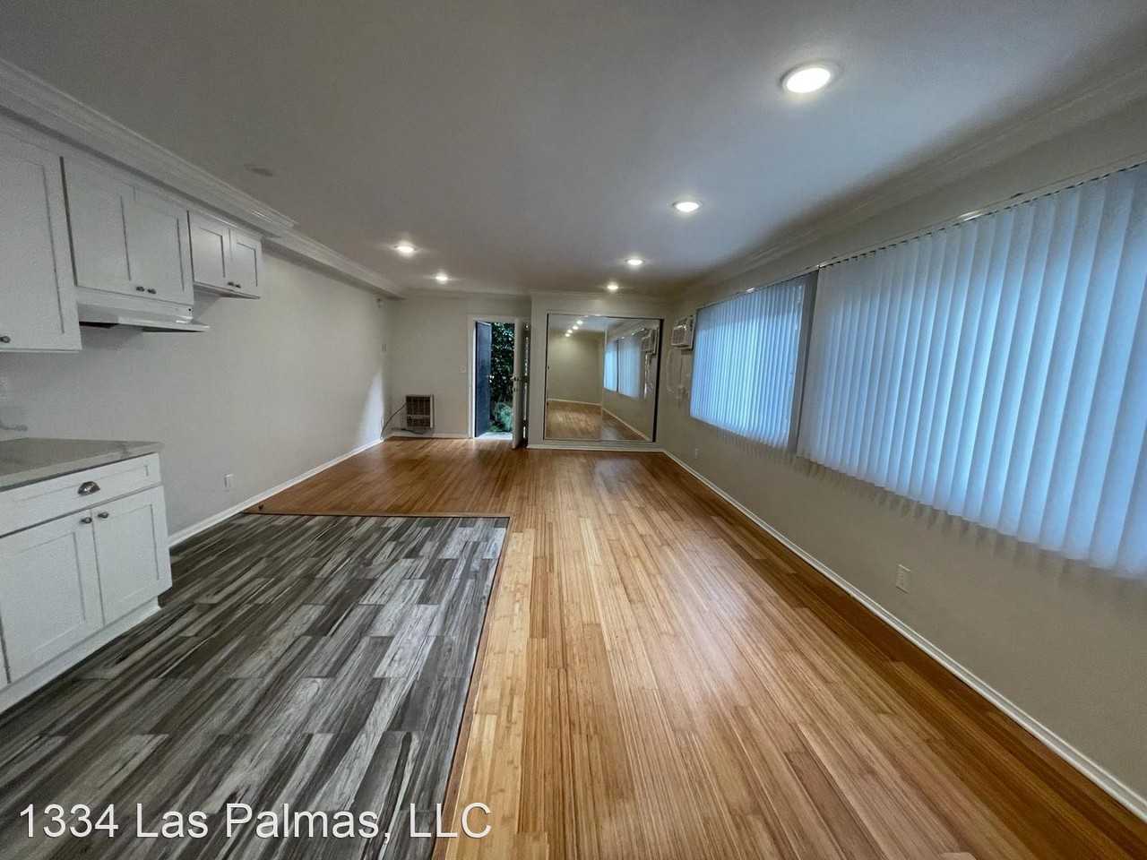 1334 Las Palmas Ave. - Photo 3 of 9