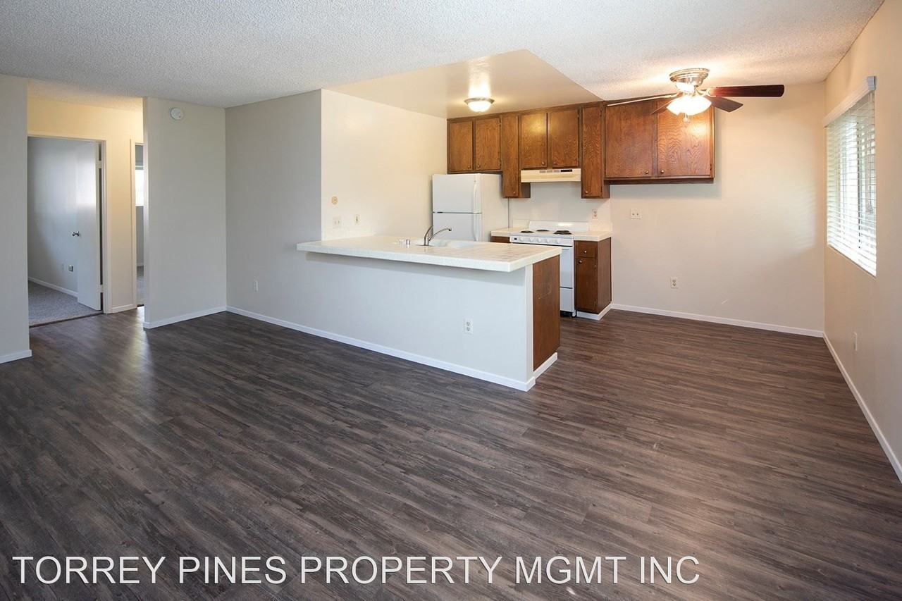 4645 Palm Avenue - Photo 2 of 10