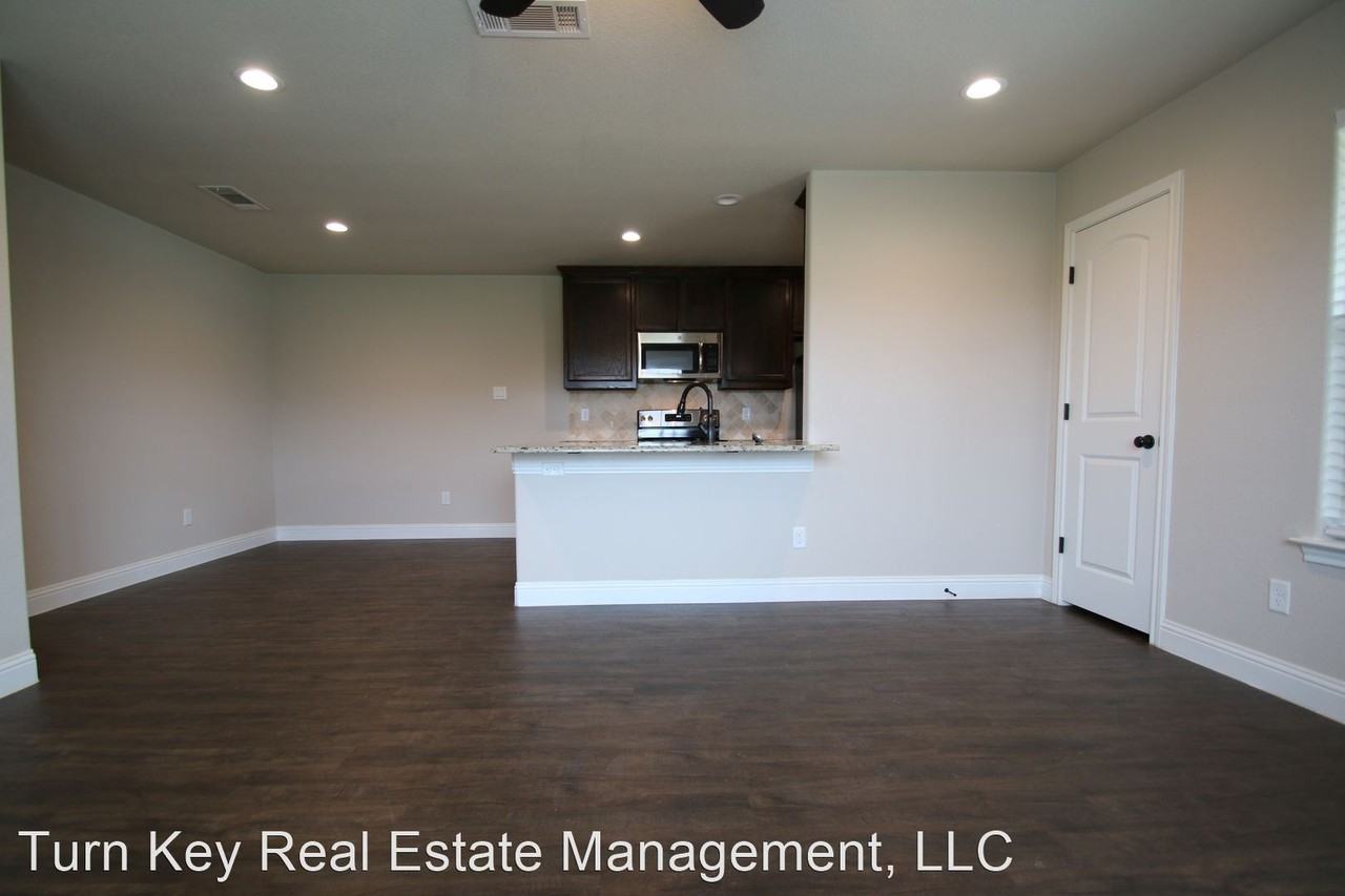 155-157 Crossbow Ct. - Photo 3 of 27