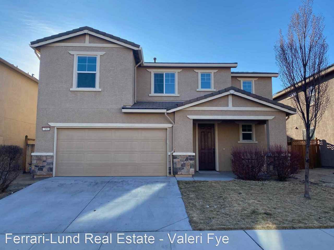 7191 Fox Wood Ln - Photo 2 of 16