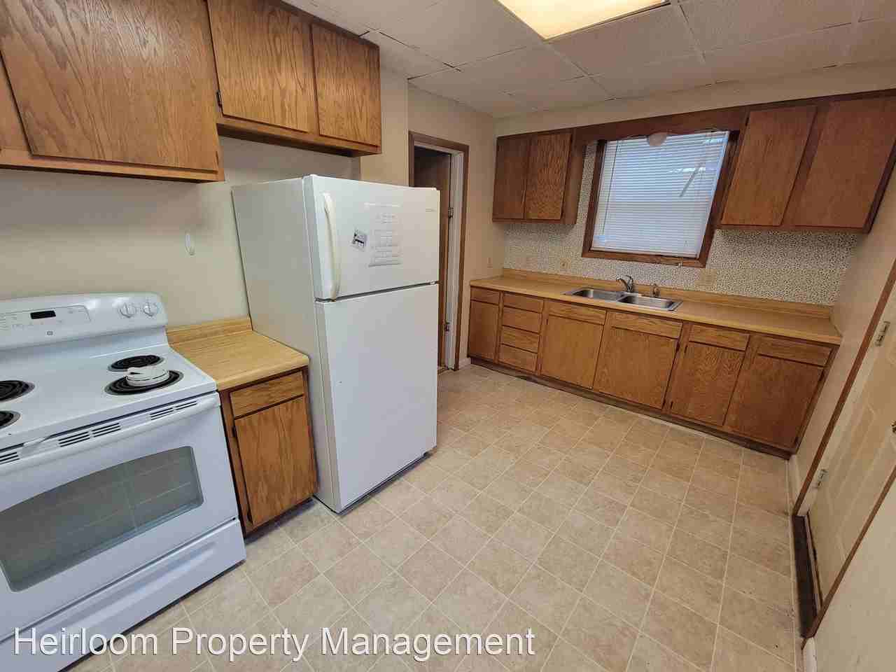 217 N 25th Ave W - Photo 3 of 11