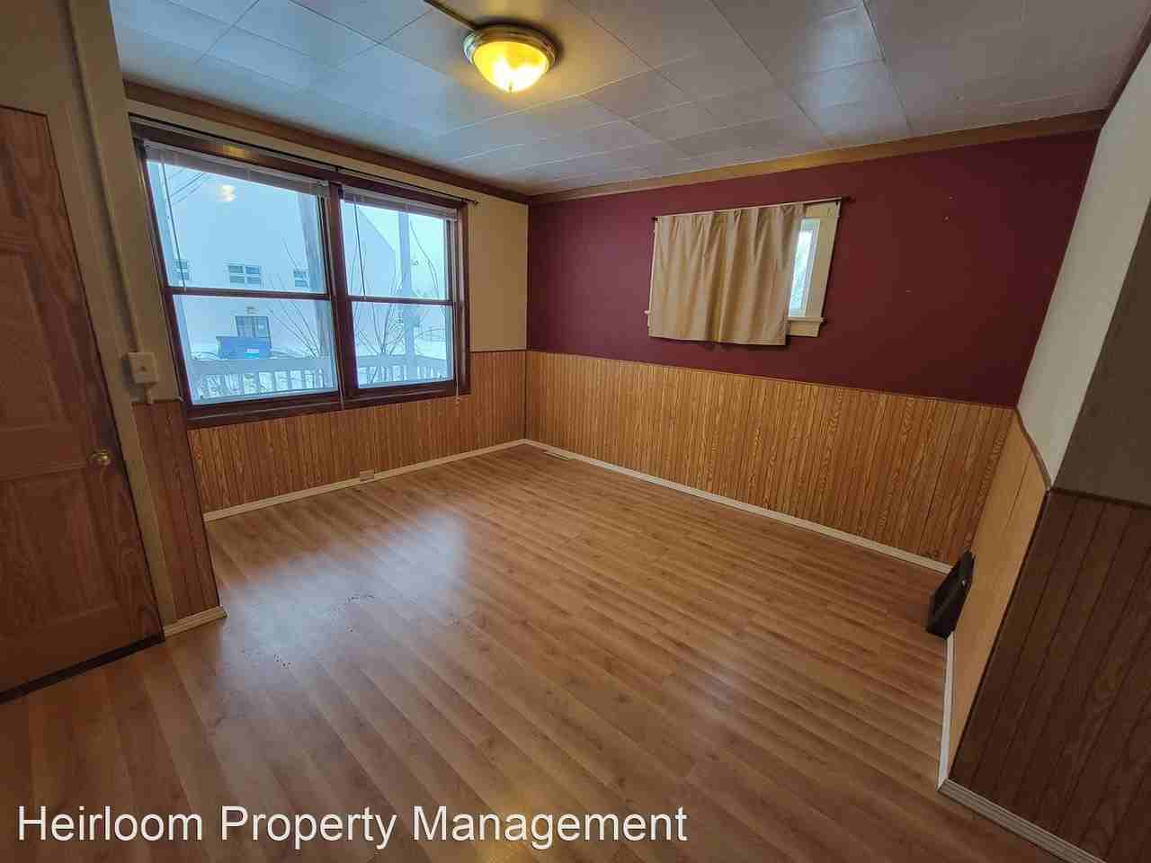 217 N 25th Ave W - Photo 2 of 11