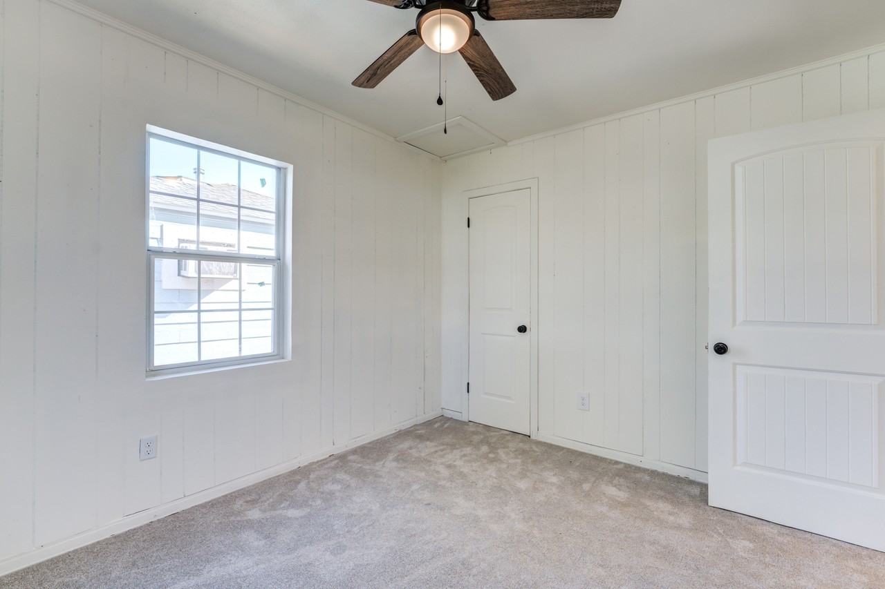 2516 2nd St #1 - Photo 7 of 10