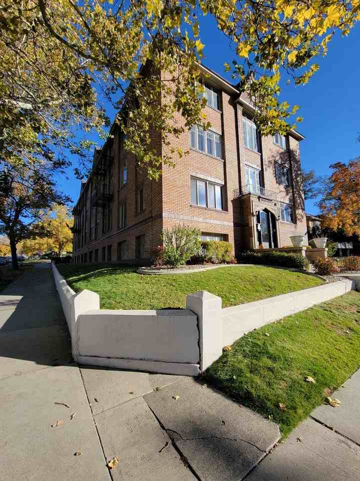 Graylynn Apartments - Photo 3 of 20