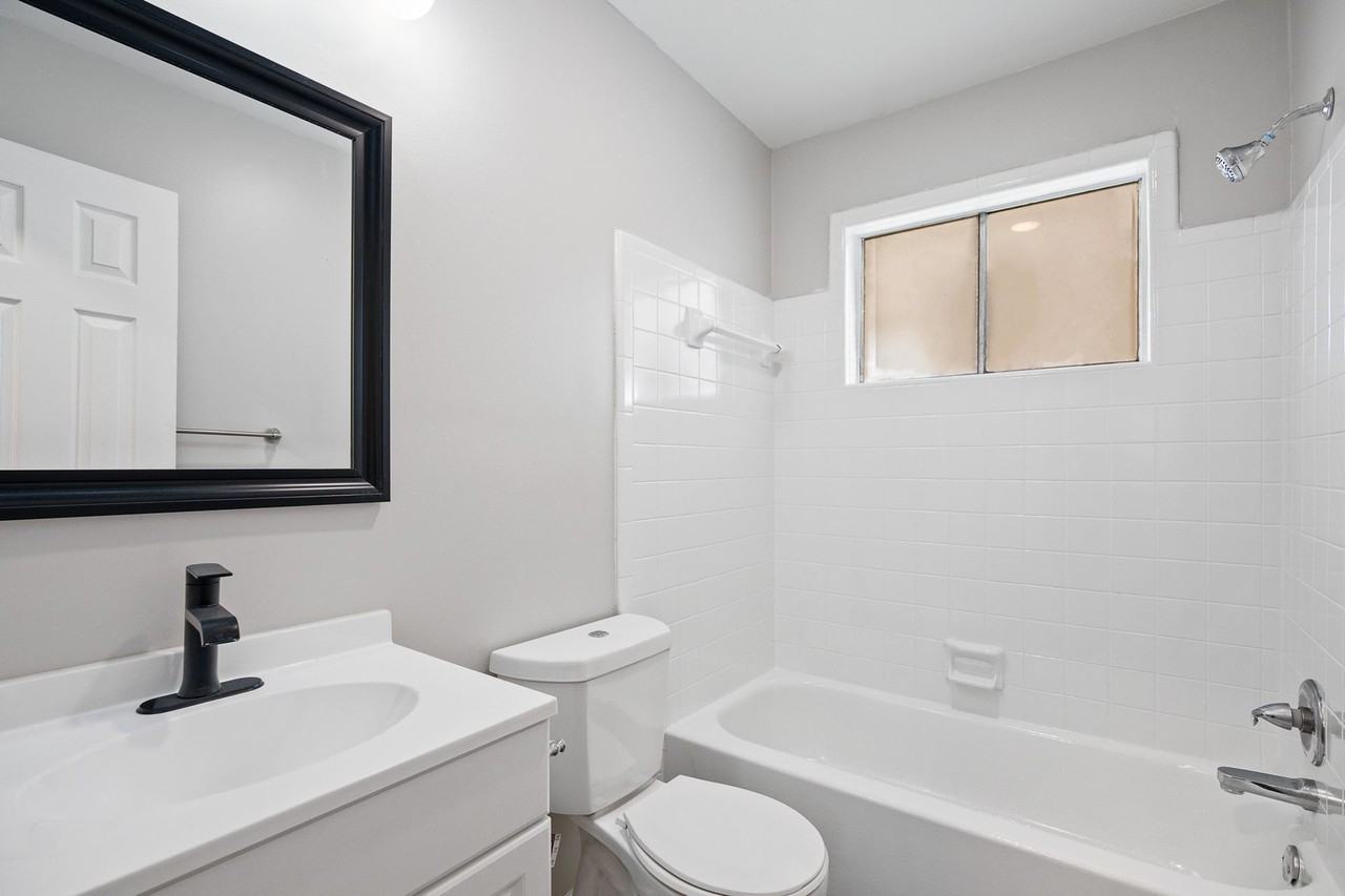 McVay Apartments - Photo 3 of 10