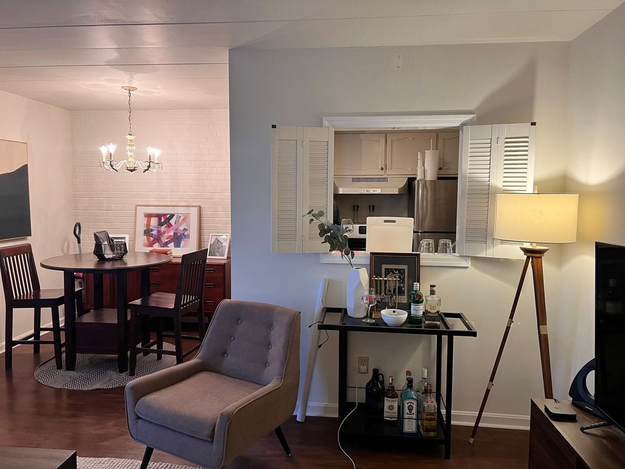 2818 Erie - Photo 4 of 50