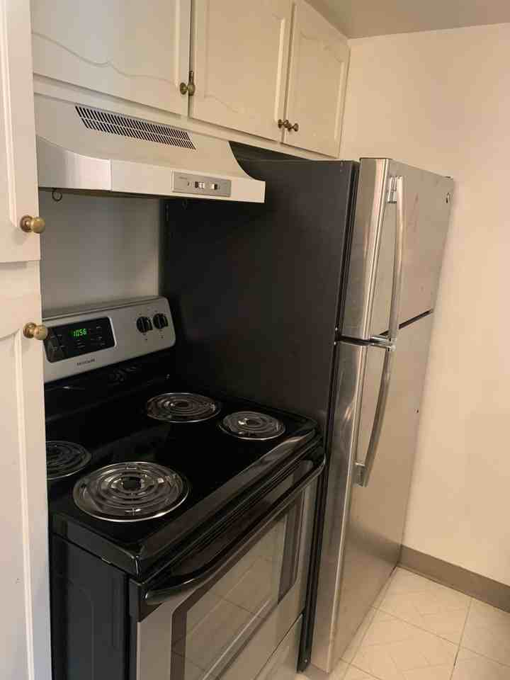 2818 Erie - Photo 7 of 50