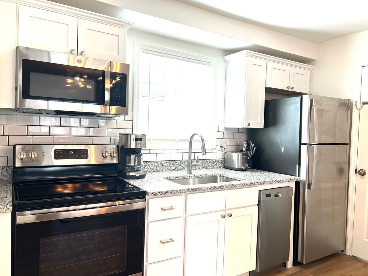 Harvard Lofts ^ (Harvard 13 LLC) - Photo 2 of 34