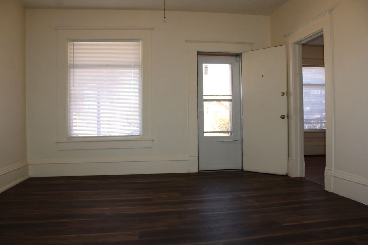 324 - 326 W Routt Ave - Photo 3 of 13