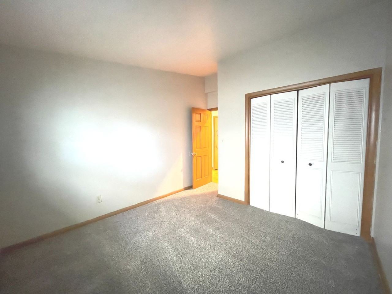 1112 Knapp - Photo 6 of 25