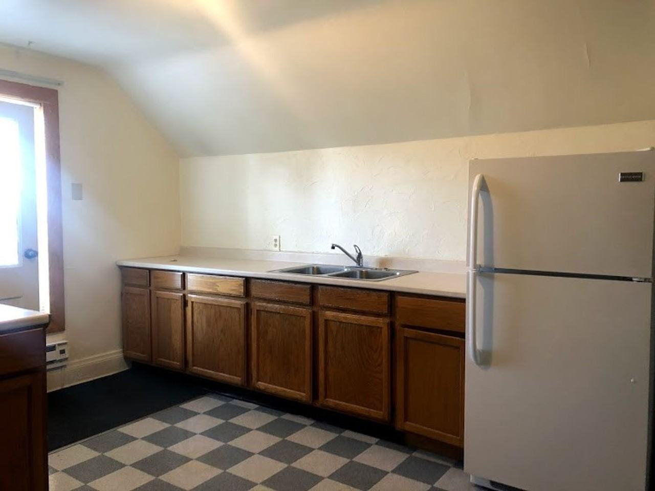 4710 21st Avenue - Photo 3 of 9