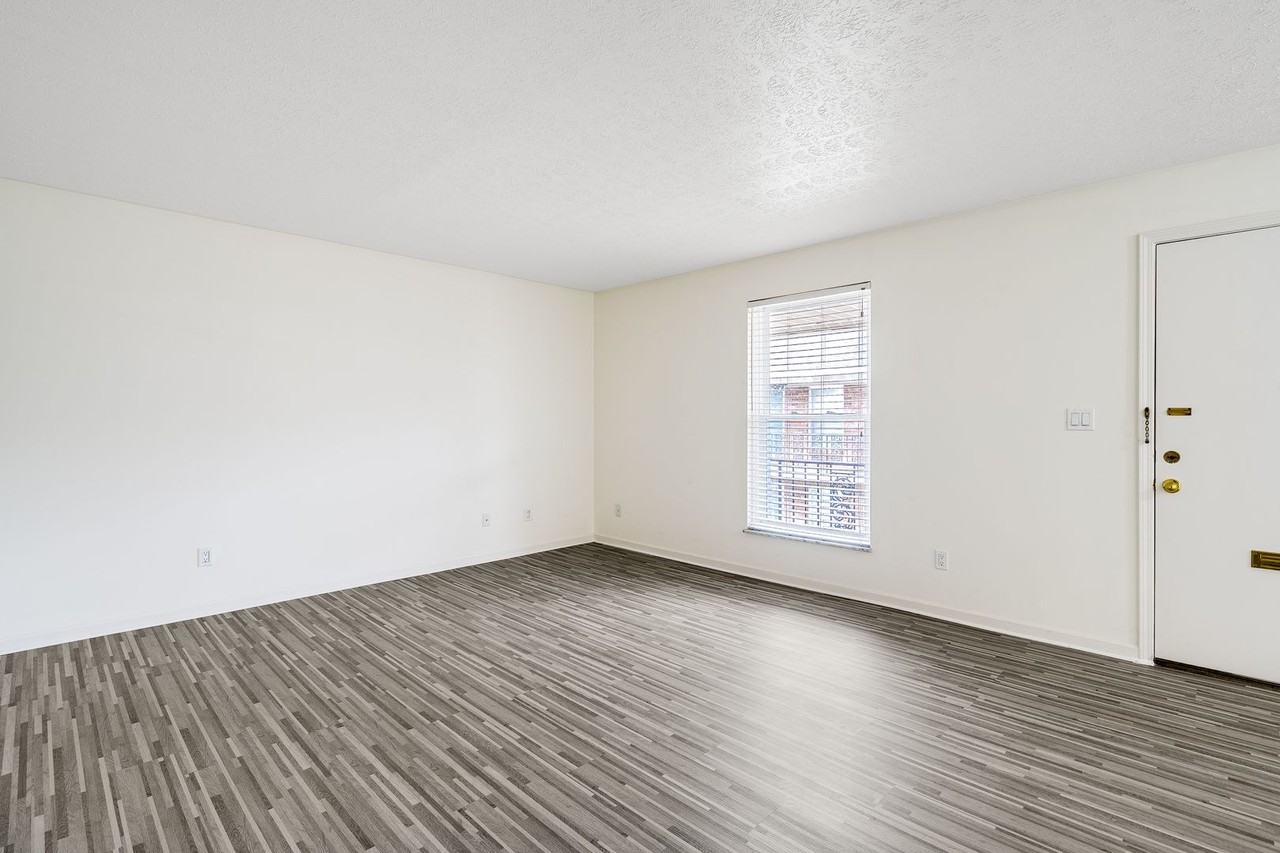 The Montleone Apartments - Photo 5 of 12