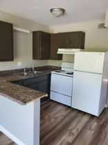 Dixon Manor Apartments - Photo 1 of 1
