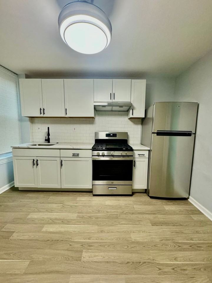 4024 Cambridge Street - Photo 2 of 6