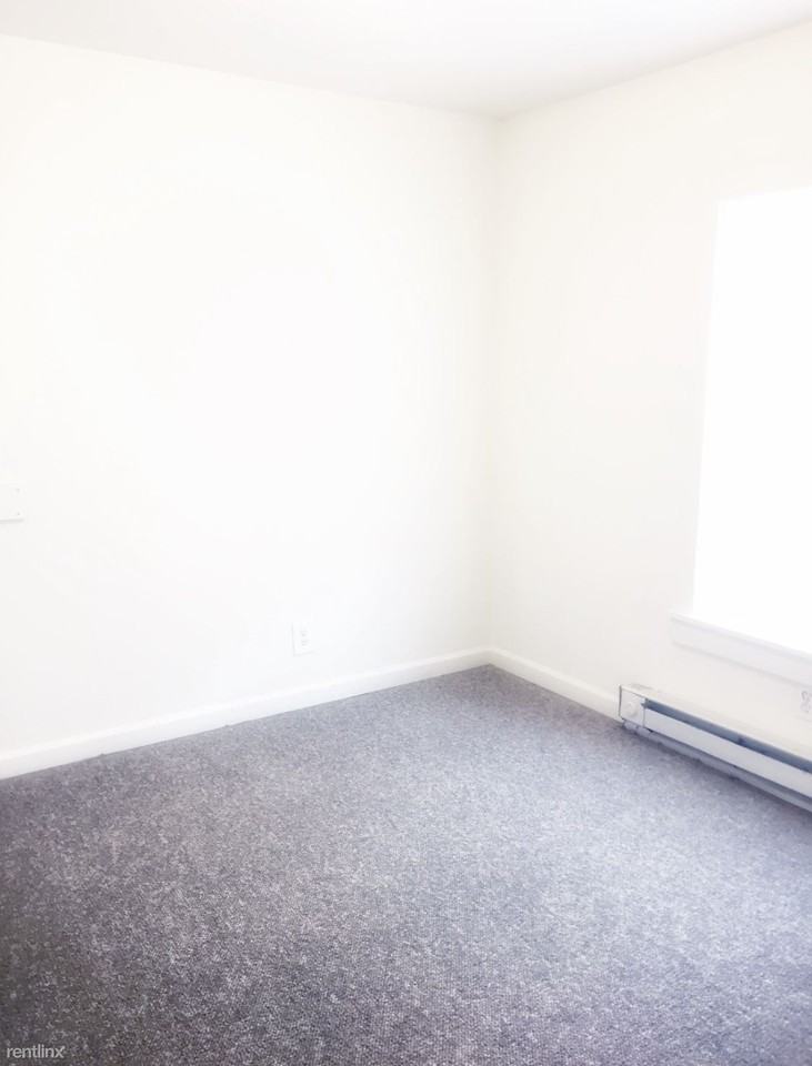 4 Unlisted - Photo 3 of 4