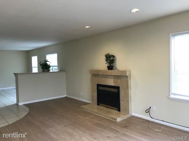4302 Torrance Blvd - Photo 2 of 10