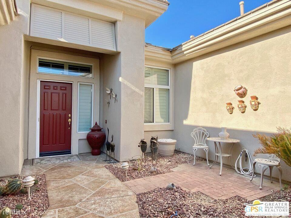 78139 Elenbrook Ct - Photo 3 of 20