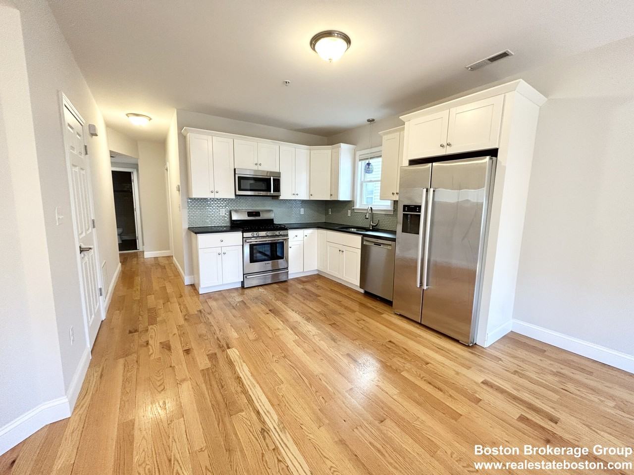 995 Dorchester Ave #2 - Photo 2 of 14