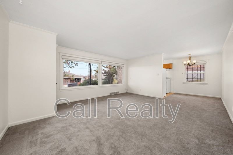 827 W 11th Ave #2 - Photo 3 of 19