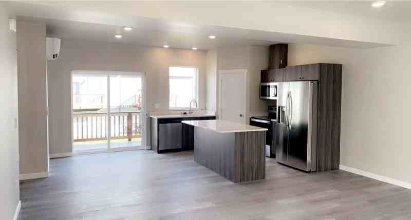 1804 Eastgate Loop - Photo 2 of 22